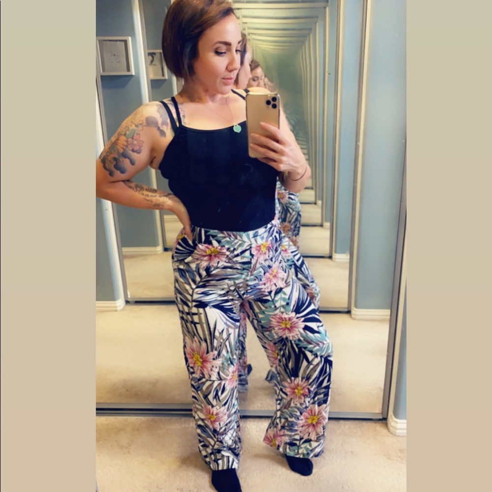 Floral white flowy pants